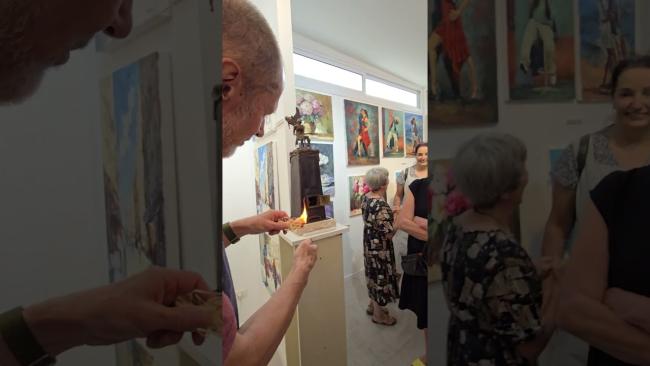 Mikhail Tulubenskiy  на открытии новой групповой выставки №35 в  Деревне художников Эйн Ход